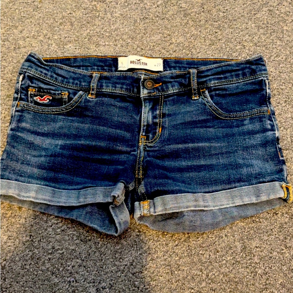 Hollister women’s shorts